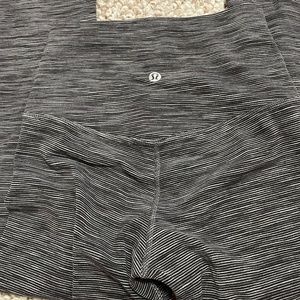 Lululemon 21" align striped leggings